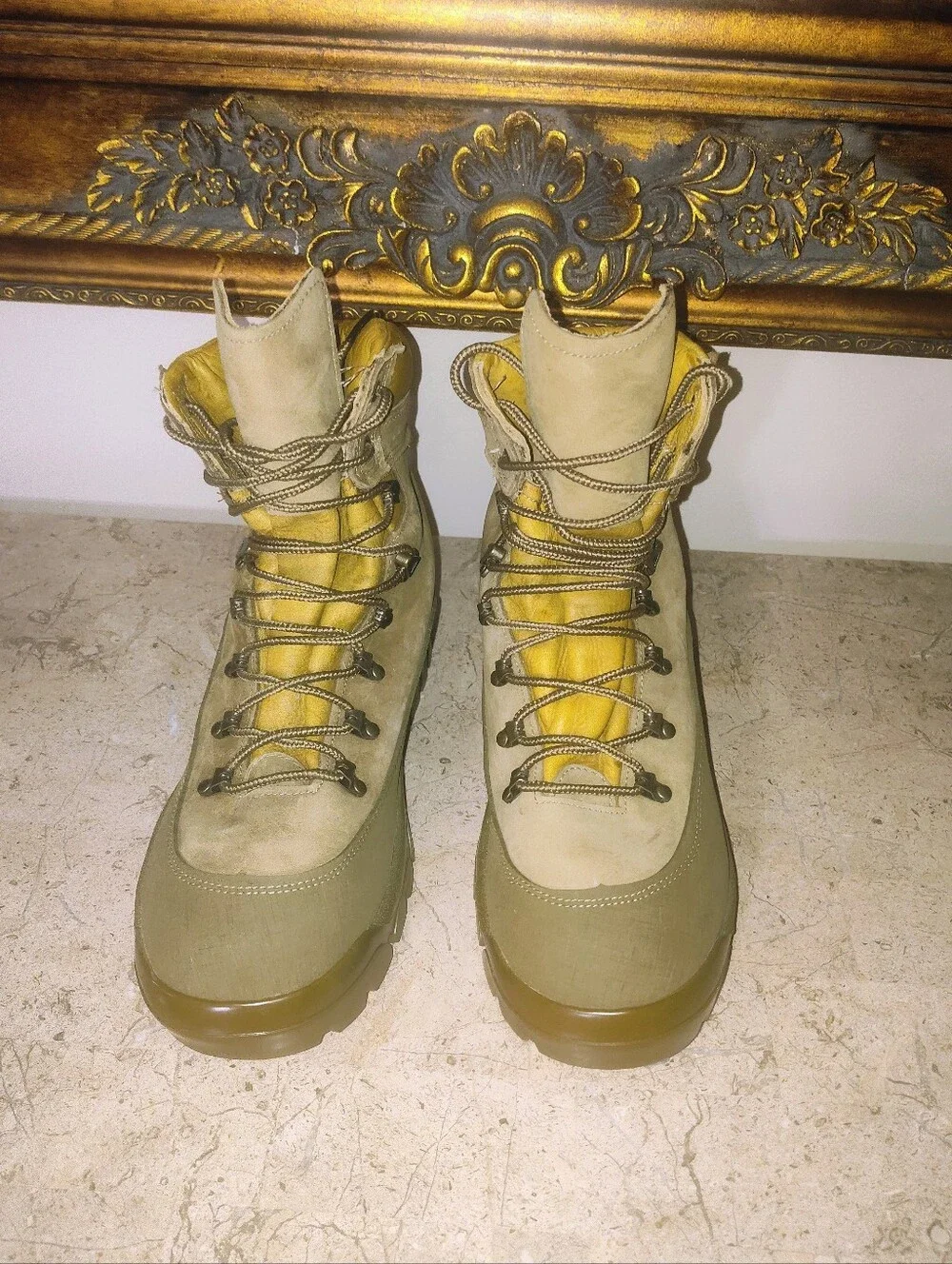 Belleville 950 MCB Gortex  Suede Mountain Combat Hiking Boots in Olive and Tan